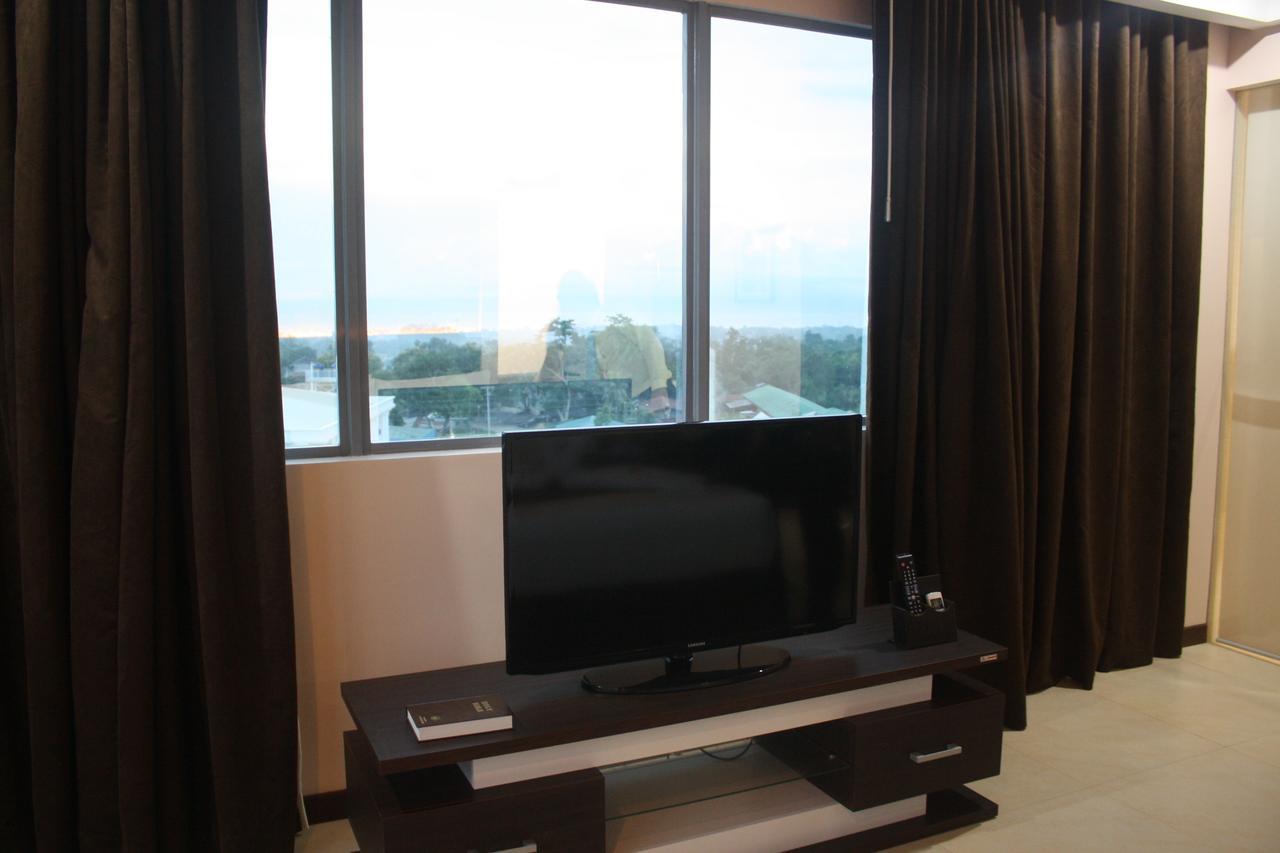 Kew Hotel Tagbilaran Экстерьер фото