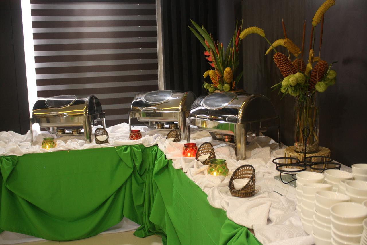 Kew Hotel Tagbilaran Экстерьер фото