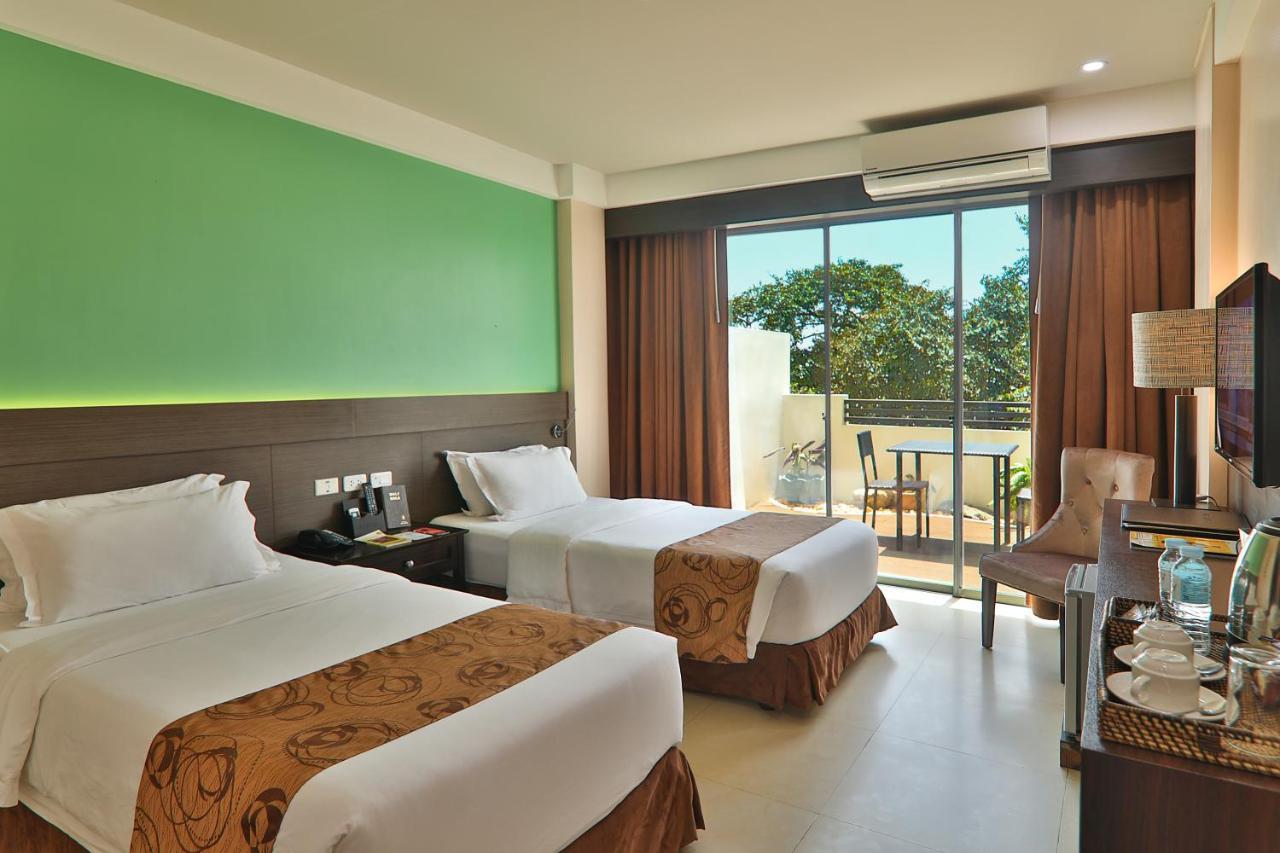 Kew Hotel Tagbilaran Экстерьер фото